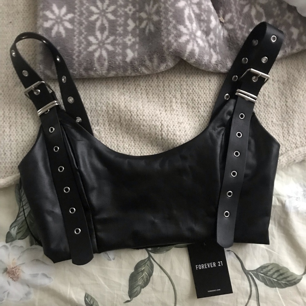 NEW Forever21 Crop